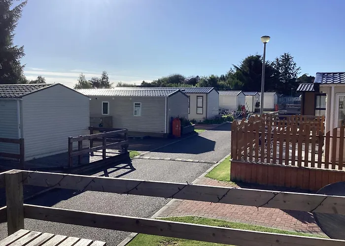 Dee Lodge